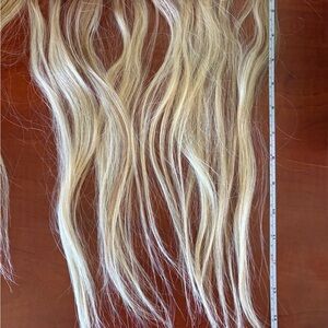 Covet & Mane Blonde Women's Hair Extensions - Natural Light Blonde